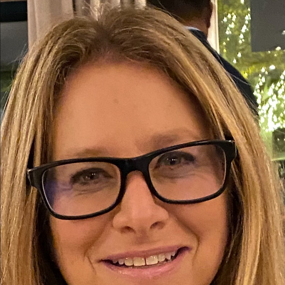 Meet your Posher, Robyn